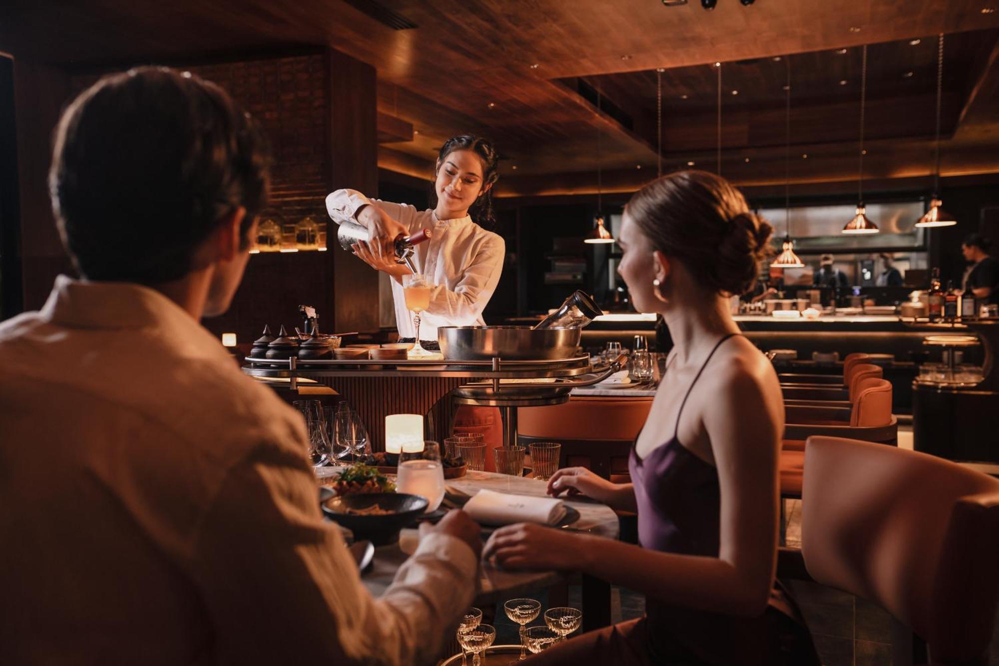 Nysa Hotel Bangkok Sukhumvit 11 Εξωτερικό φωτογραφία A restaurant in Moscow